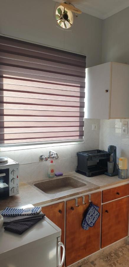 Pansion Marousa Methana Exterior photo
