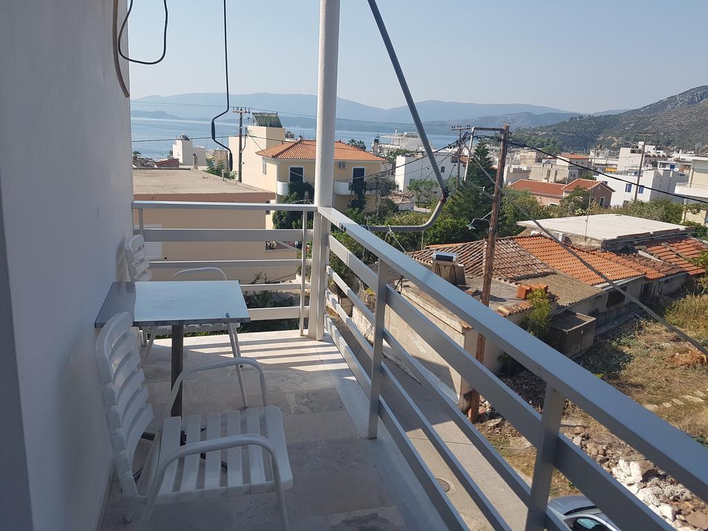 Pansion Marousa Methana Exterior photo