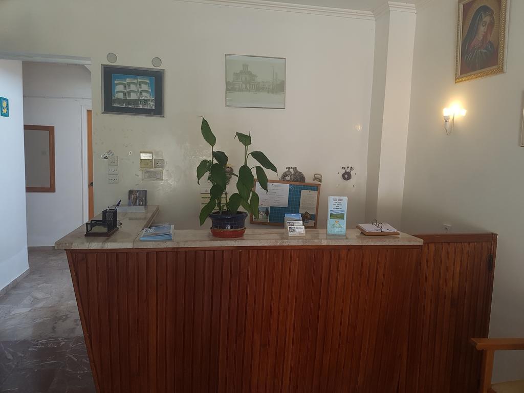 Pansion Marousa Methana Exterior photo